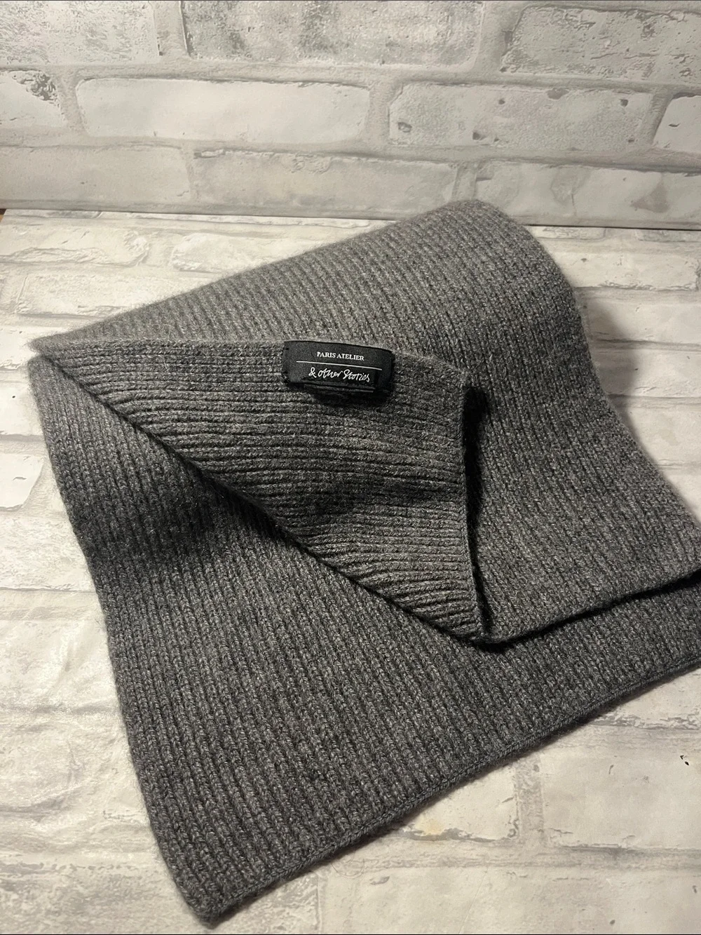 & Other Stories Grey Ribbed knit scarf  60 inches long